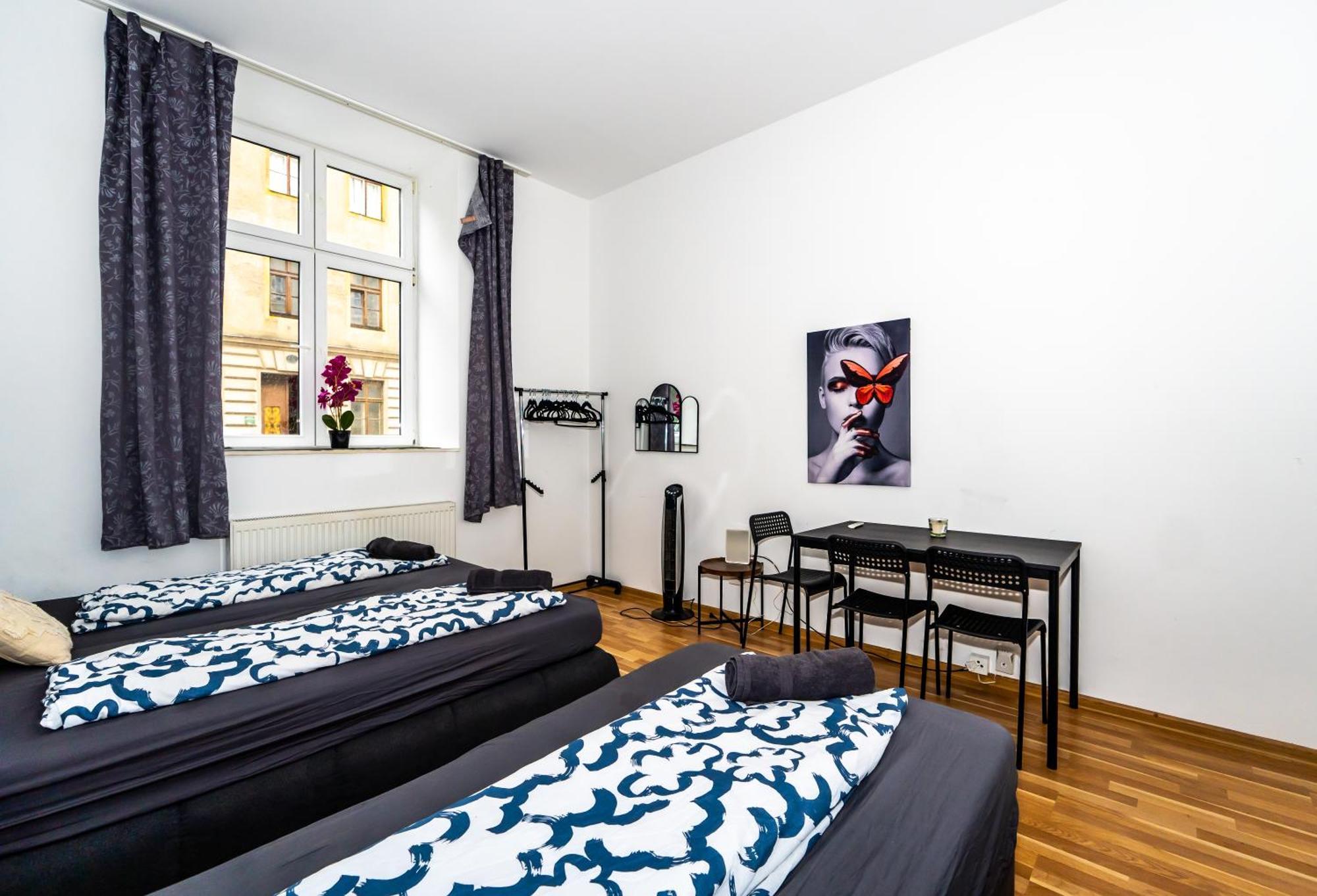 Aparthotel Family Studio- 7 Minutes To Schoenbrunn Palace Vienna